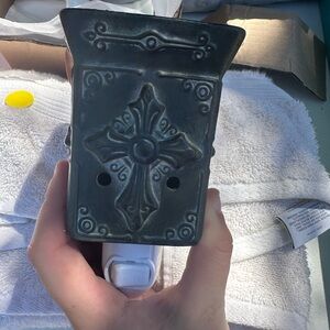 Cross wax warmer